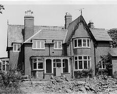 JoyW_0032 Gowan Bank