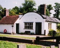 S3104 Lock Cottage