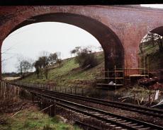 S5319 Old footbridge between Rowington and Lowsonford being prepared for demolition