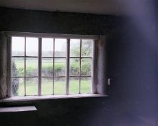 S4307 Interior of Blythe Cottage before restoration