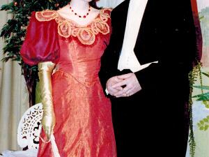 2000 Lady From Maxims