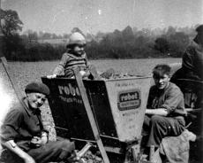S1814 Potato settling at Quarry Farm c1946. Tommy Allbone, Young Eric, L Taylor