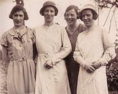 27 Going away Mrs Florence Sweetman (2nd left) at Tyesley after the wedding in going away clothes with bridesmaids