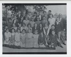 S1102a-0002 Rowington School group 3 - 1935