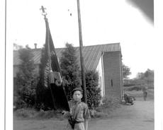 Flag Rowington Flag bearer Russel Kyte