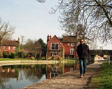 S5520 Rowington Wharf, Canal Cottage and Tom O' the Wood