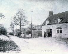 1406027_0024 Crown Inn, Claverdon