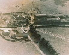 IMG High Cross Farm occupied by Mr and Mrs Wallis, Mr & Mrs Greenbank, Faith and Martin in 1959
