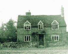 1042X-3 The Old Posthouse. formerly the Bell Inn