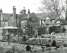 Ye Olde New Inn, Rowington Rear of the New Inn, now the Tom o' the Wood