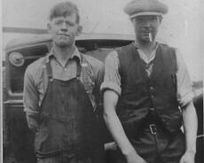 Whiteheads coalmen Bernard Wallis Jack Edwards Mid Rt 1930s