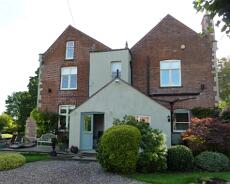 P1020245 Old Vicarage