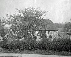 01 page Galloway House at the corner of Bushwood Lane and Tapster Lane c1905