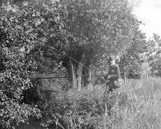 04 page fishing black and white