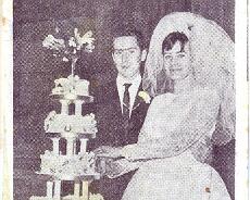 29 Sister wedding 30s Wedding of Mr Dennis Michael Saunders and Miss Janet Gladys Clymer of 127 Highwood Avenue at Solihull